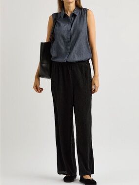 Eileen Fisher 100% Organic Cotton  Blue Sleeveless Button-Front Top